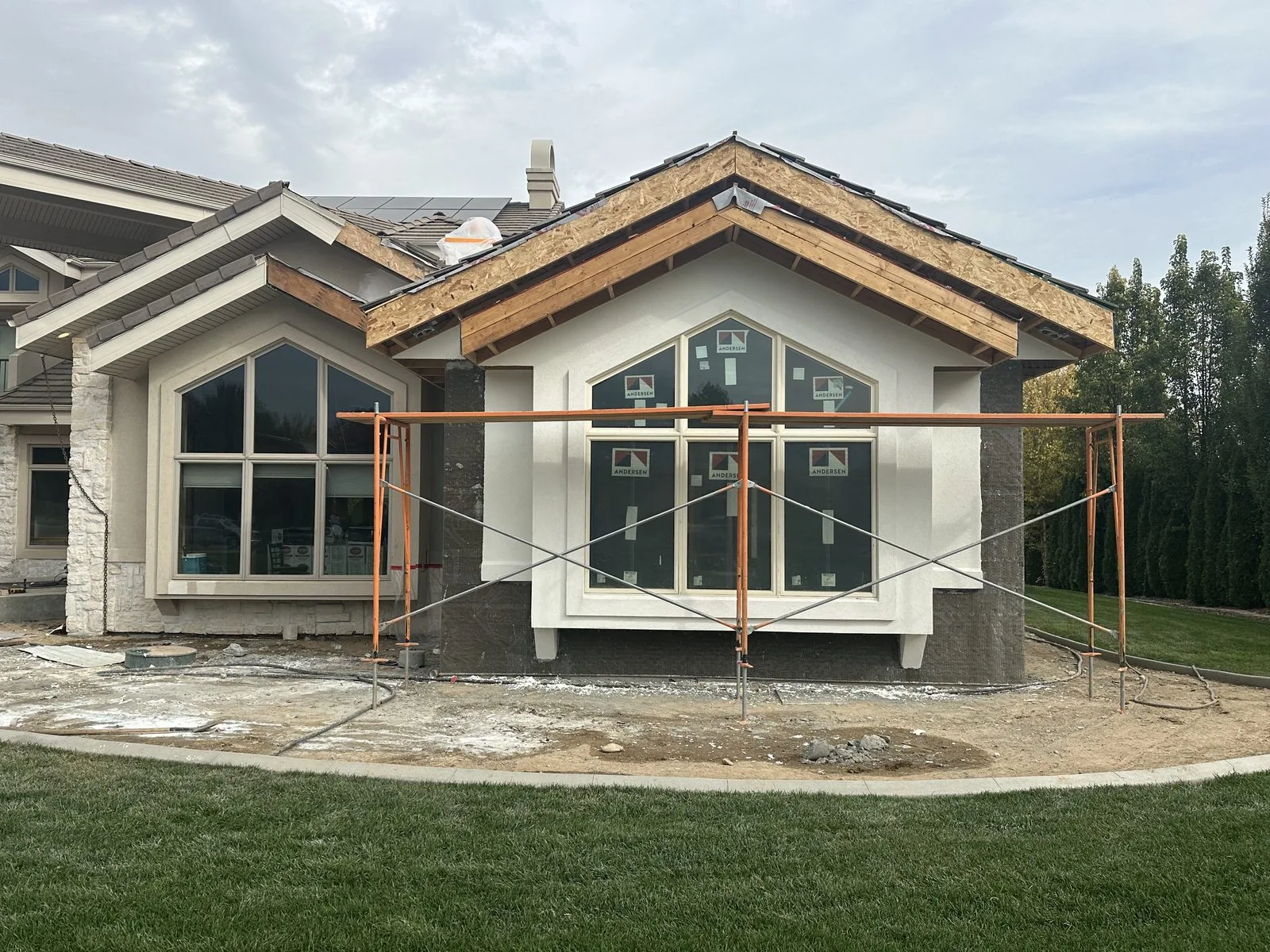 Home addition under construction